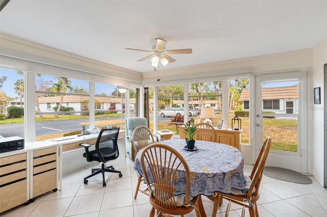 2717 RIVERBLUFF PLACE V49, Sarasota, FL 34231