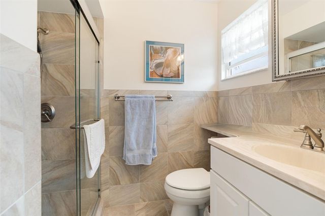 2717 RIVERBLUFF PLACE V49, Sarasota, FL 34231