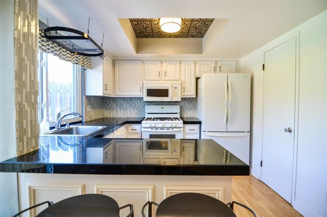 3479 Burbank Drive, Ann Arbor, MI 48105