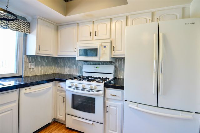 3479 Burbank Drive, Ann Arbor, MI 48105
