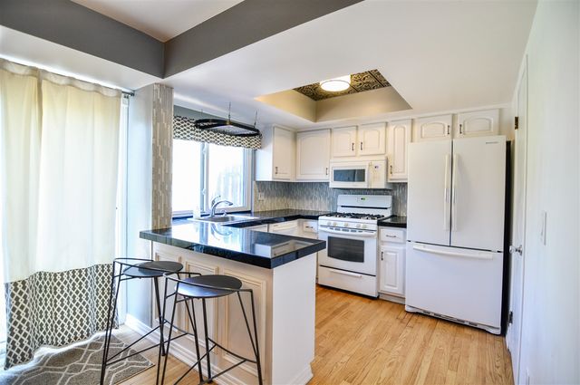 3479 Burbank Drive, Ann Arbor, MI 48105