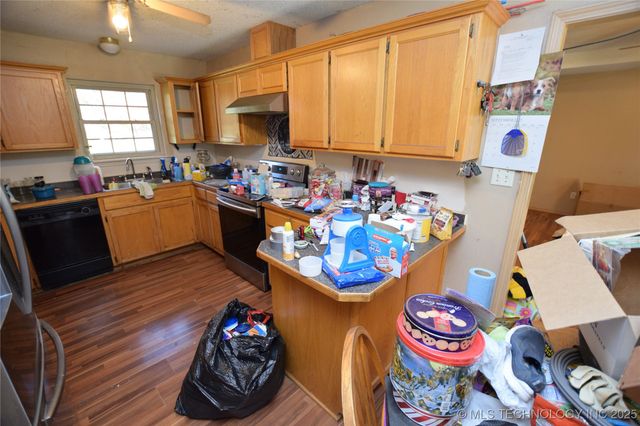 453725 E 1000 Road, Vian, OK 74962