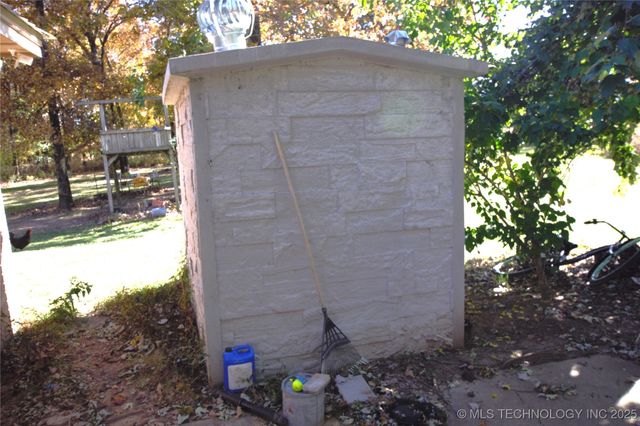 453725 E 1000 Road, Vian, OK 74962