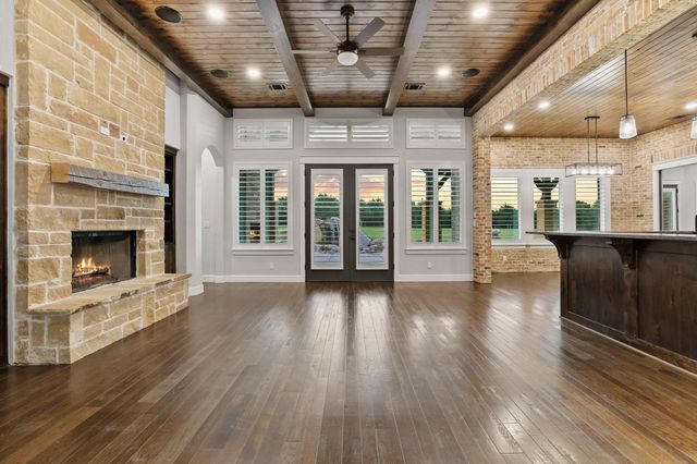 231 Geis Drive, Pottsboro, TX 75076