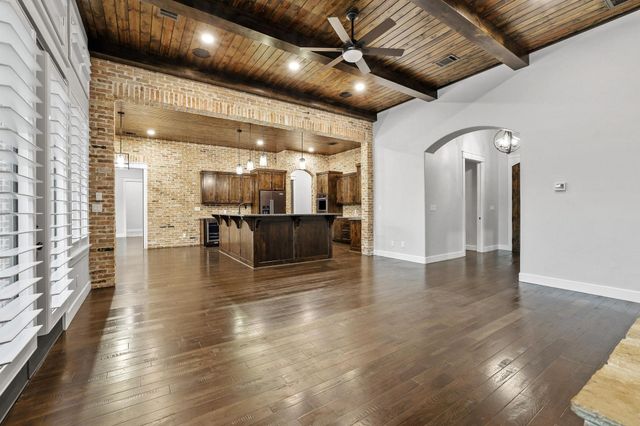 231 Geis Drive, Pottsboro, TX 75076