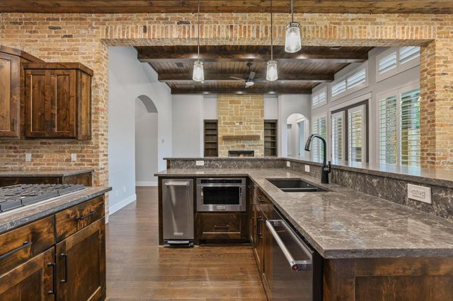 231 Geis Drive, Pottsboro, TX 75076