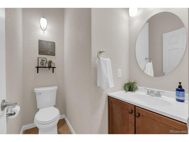 2042 Gypsy Moth Ct, Castle Rock, CO 80109