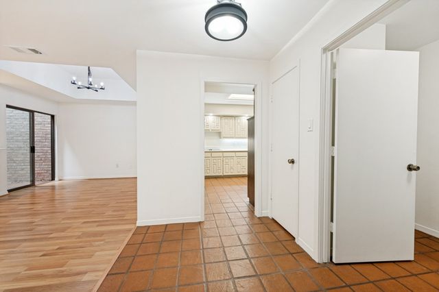 3316 Courtyard Place, Farmers Branch, TX 75234