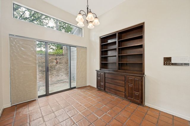 3316 Courtyard Place, Farmers Branch, TX 75234