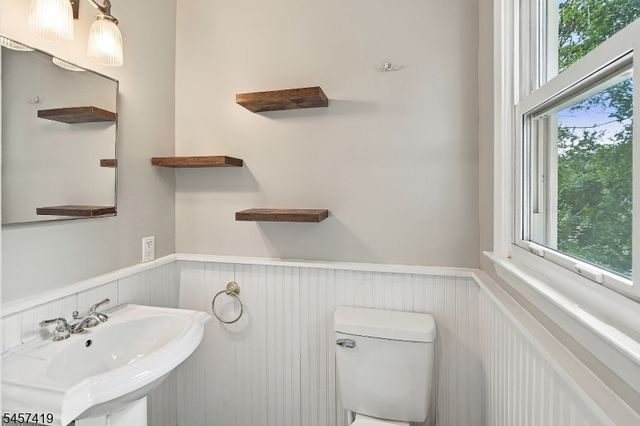 513 Wills Rd, Roxbury Twp., NJ 07850