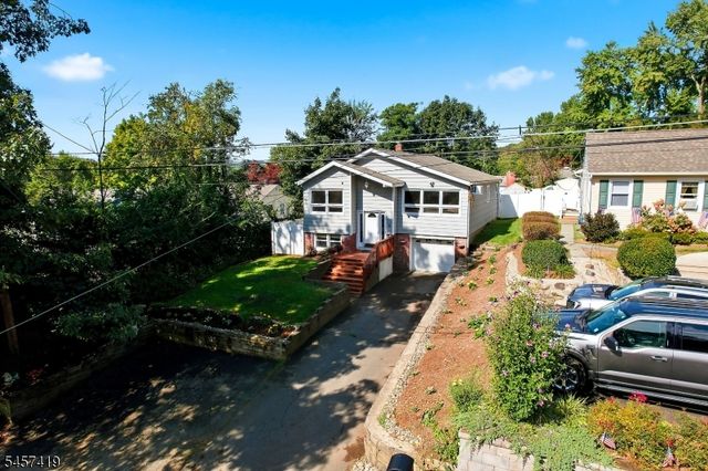 513 Wills Rd, Roxbury Twp., NJ 07850