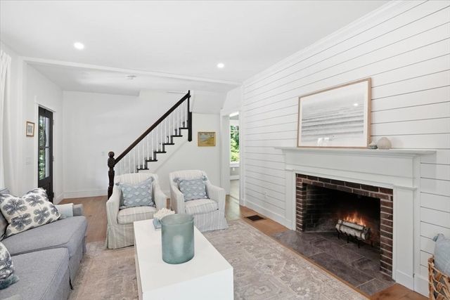 50 Pond Street, Cohasset, MA 02025