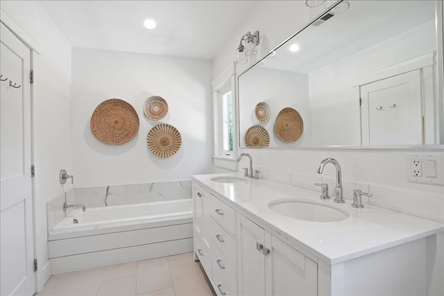 50 Pond Street, Cohasset, MA 02025