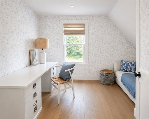50 Pond Street, Cohasset, MA 02025