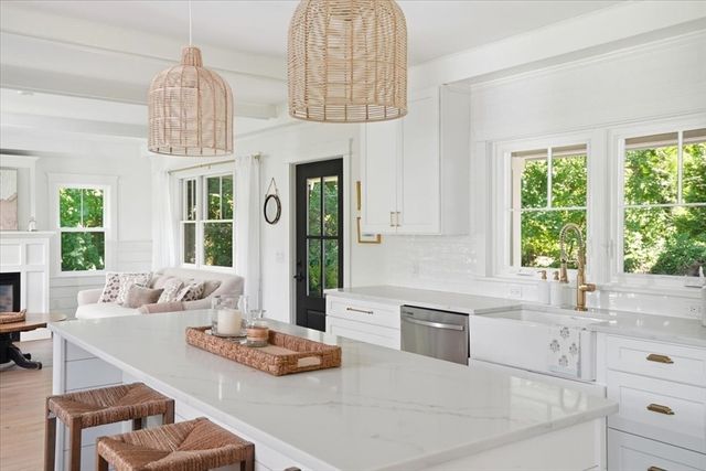 50 Pond Street, Cohasset, MA 02025