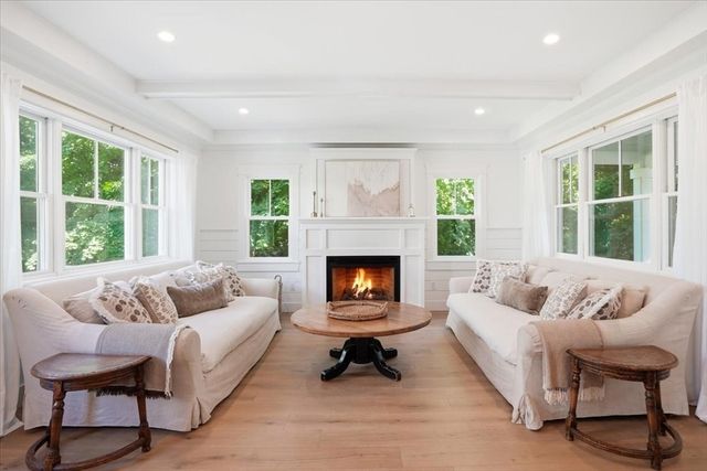 50 Pond Street, Cohasset, MA 02025