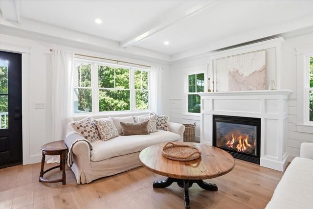 50 Pond Street, Cohasset, MA 02025