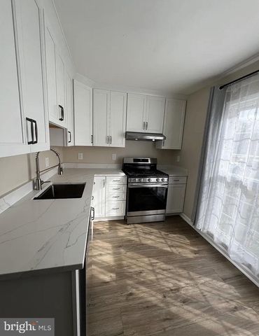 10108 SABIN DR, Manassas, VA 20109