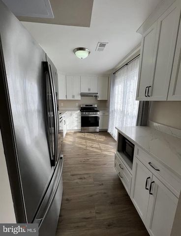 10108 SABIN DR, Manassas, VA 20109