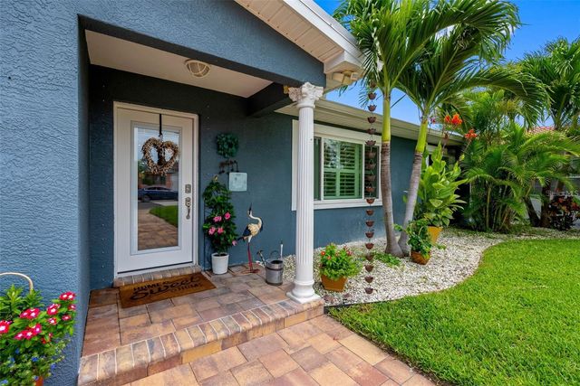 621 77TH AVENUE, St Pete Beach, FL 33706