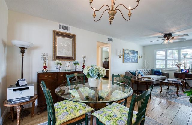 621 77TH AVENUE, St Pete Beach, FL 33706