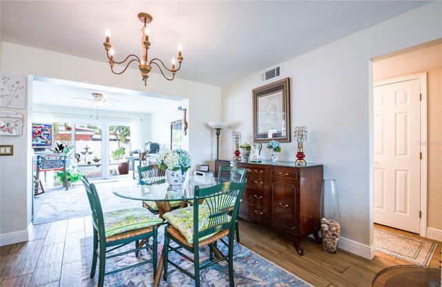 621 77TH AVENUE, St Pete Beach, FL 33706