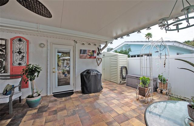 621 77TH AVENUE, St Pete Beach, FL 33706