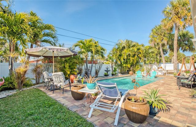 621 77TH AVENUE, St Pete Beach, FL 33706