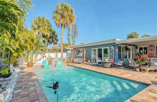 621 77TH AVENUE, St Pete Beach, FL 33706