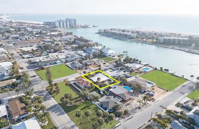 621 77TH AVENUE, St Pete Beach, FL 33706