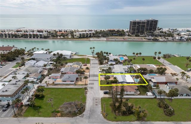 621 77TH AVENUE, St Pete Beach, FL 33706
