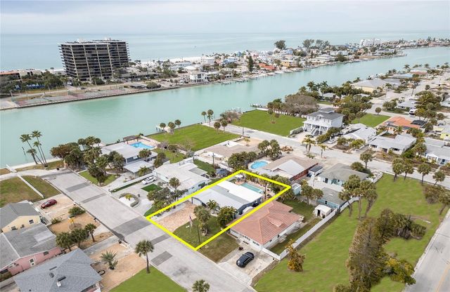 621 77TH AVENUE, St Pete Beach, FL 33706