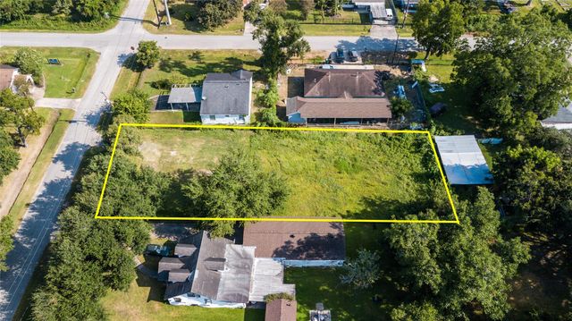 9126 Shady Drive, Houston, TX 77016