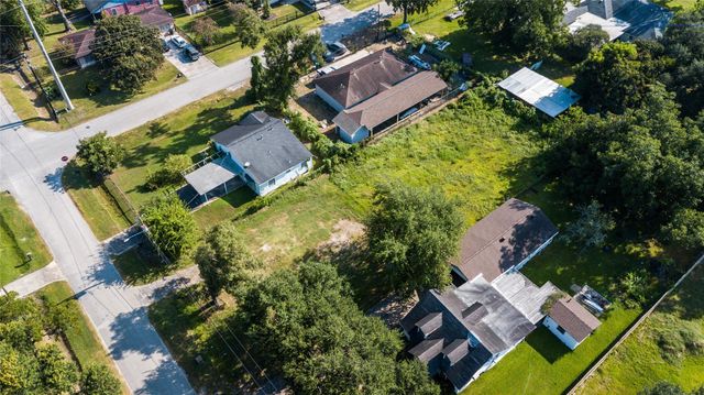 9126 Shady Drive, Houston, TX 77016