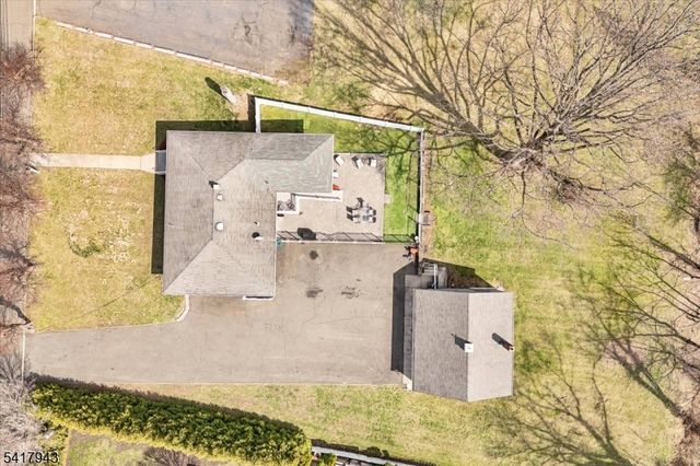 245 Barnert Ave, Totowa Boro, NJ 07512