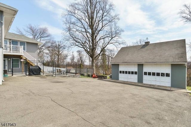 245 Barnert Ave, Totowa Boro, NJ 07512