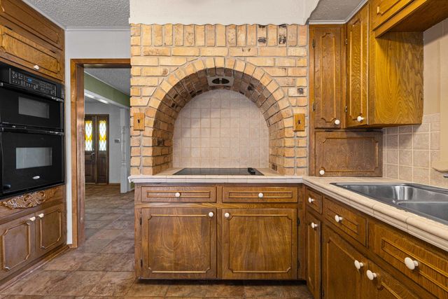 837 Bertha Jackson Road, Marshall, TX 75670