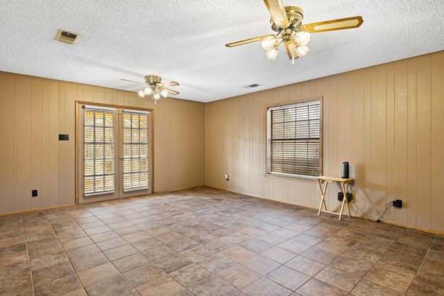 837 Bertha Jackson Road, Marshall, TX 75670