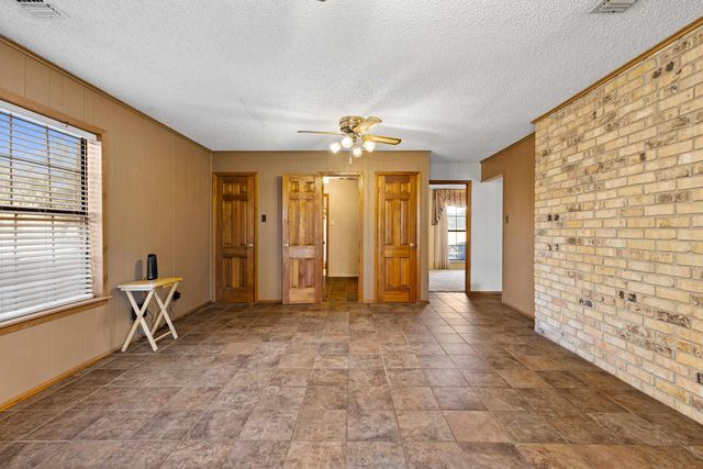 837 Bertha Jackson Road, Marshall, TX 75670