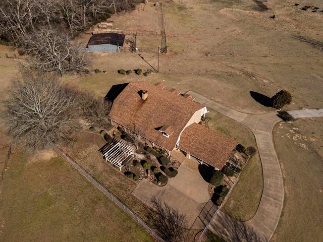 837 Bertha Jackson Road, Marshall, TX 75670