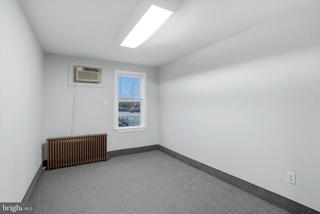 363-365 W JOHNSON HWY, Norristown, PA 19401