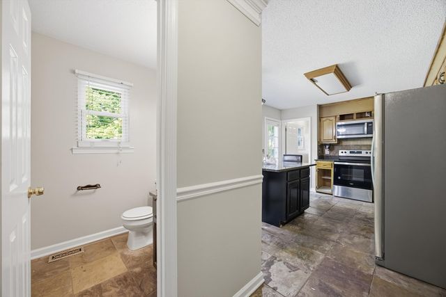 483 Lennox Way, Rocky Face, GA 30740
