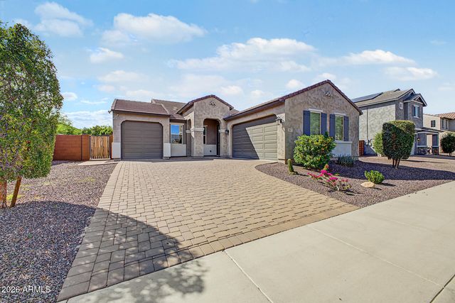 3317 W MELODY Drive, Laveen, AZ 85339