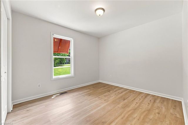 5006 Beale Avenue, Greensboro, NC 27407