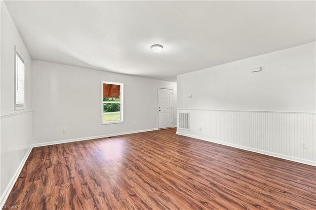 5006 Beale Avenue, Greensboro, NC 27407