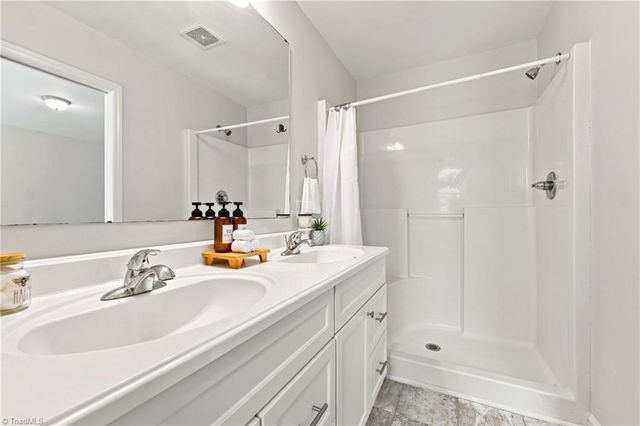 5006 Beale Avenue, Greensboro, NC 27407