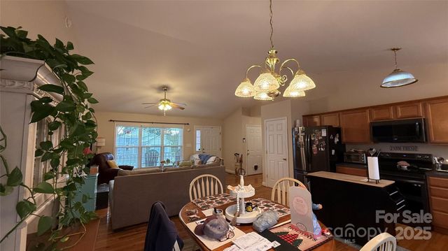 1140 Stephenson Court, Lenoir, NC 28645