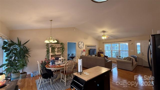 1140 Stephenson Court, Lenoir, NC 28645