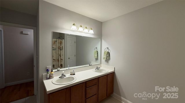 1140 Stephenson Court, Lenoir, NC 28645