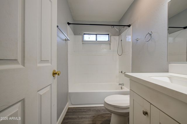 1901 E ENCINAS Lane, Phoenix, AZ 85040